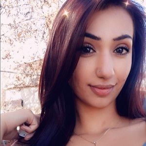 Meet your Posher, Jasmine